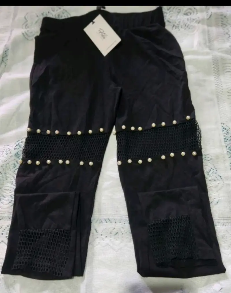 Calza  con detalles de perlas y red - 2