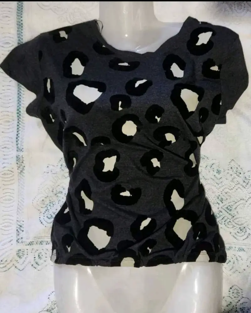 Polera estampada de leopardo - 2