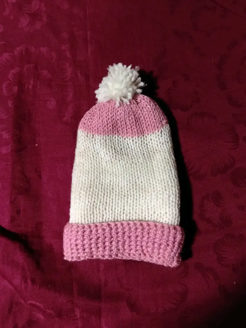 Gorro de lana azul con pompon - 3