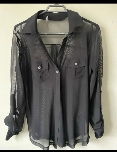Blusa negra transparente de mujer - miniatura 1