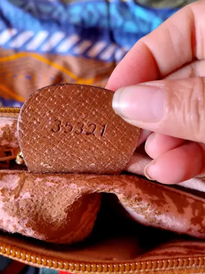 Bolso de hombro vintage con diseño clásico - miniatura 5