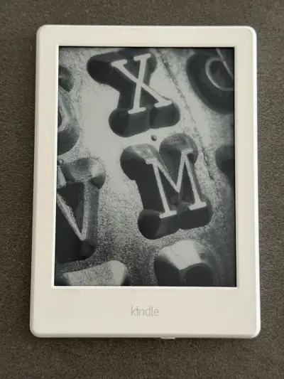 Amazon Kindle 8.ª Generación (Wi-Fi) - Color Blanc - miniatura 4