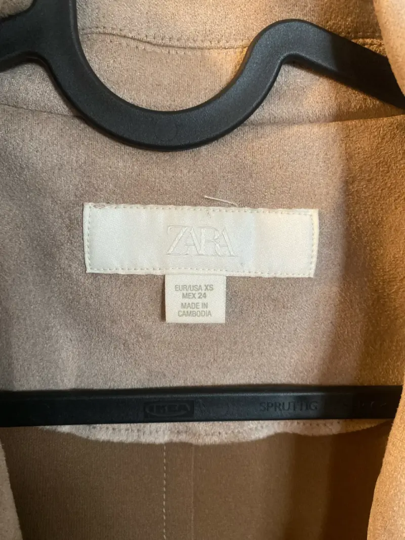 Chaqueta oversize Zara tipo gamuza - 2