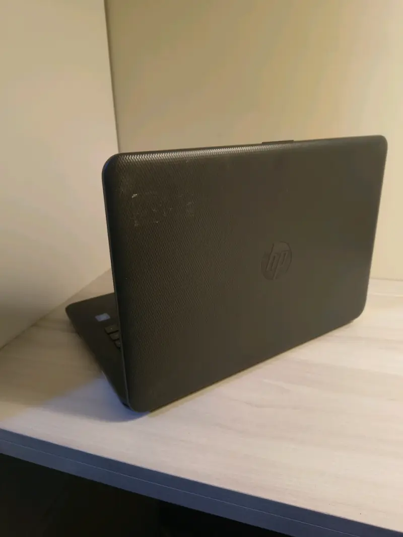 Notebook HP 240 G4 / 12GB RAM / 480GB SSD / Rápido - 3