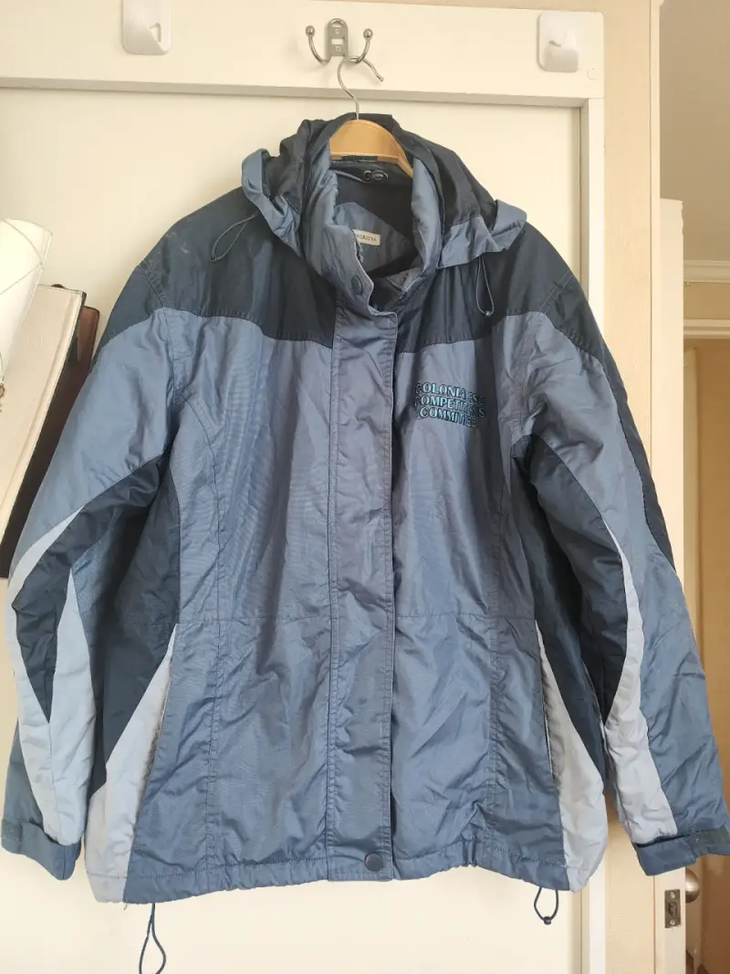 Chaqueta de invierno a cuadros azul y blanco - 3