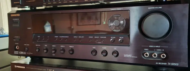 Receptor AV Onkyo con Dolby Digital - 2