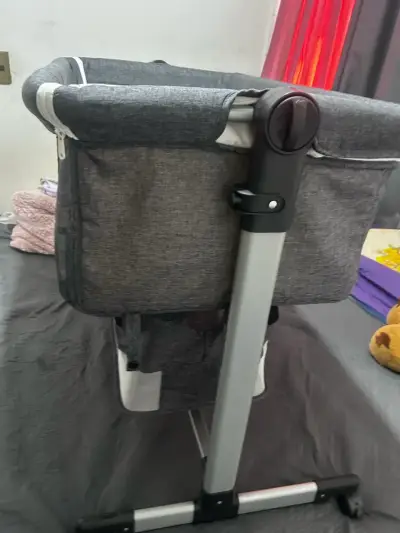 Cuna colecho LuBabycas gris con almacenamiento - miniatura 3