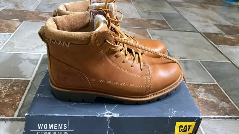 Botas CAT de cuero para mujer - 2
