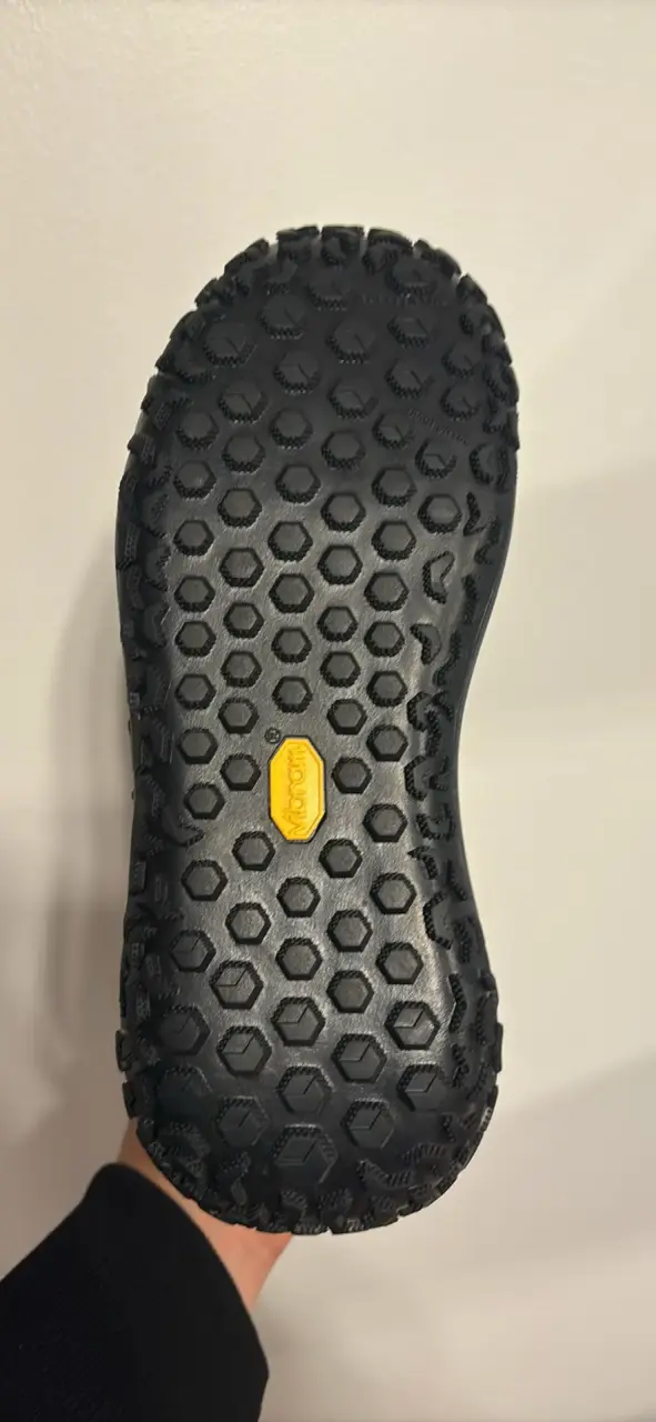 Zapatillas under armour  negras HOVR - 4