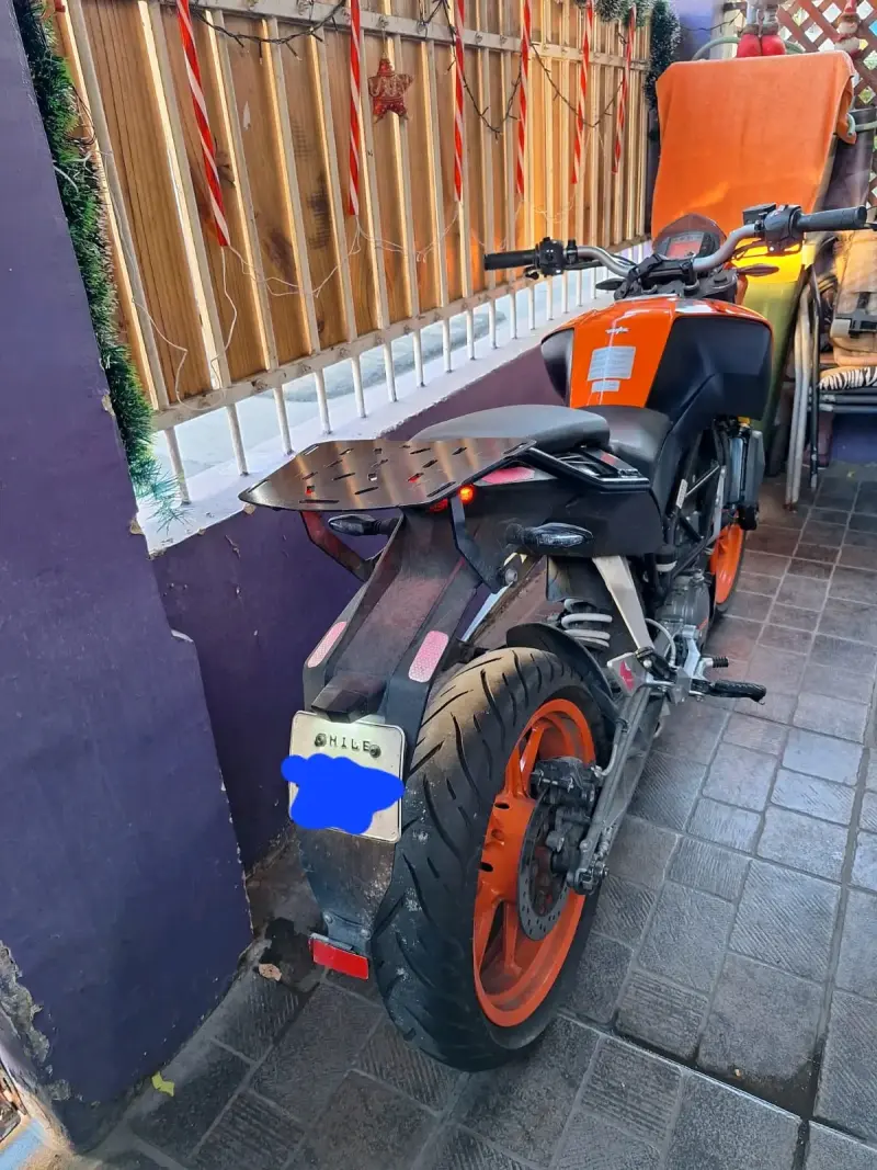 Moto KTM Duke 200 en excelente estado - 3