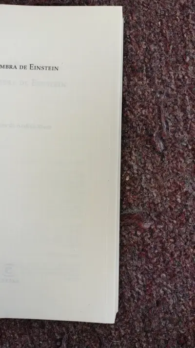 Libro 'A la sombra de Einstein' de Marie Benedict - miniatura 3