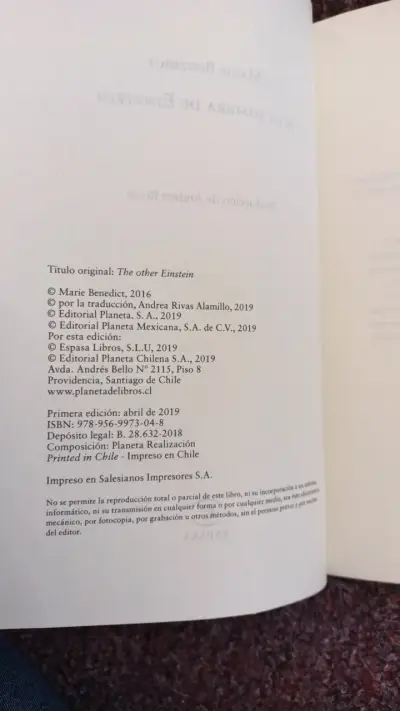 Libro 'A la sombra de Einstein' de Marie Benedict - miniatura 4