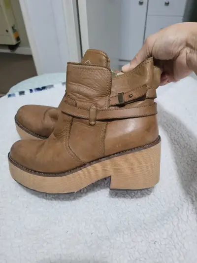 Botines de cuero marrón con plataforma - miniatura 1