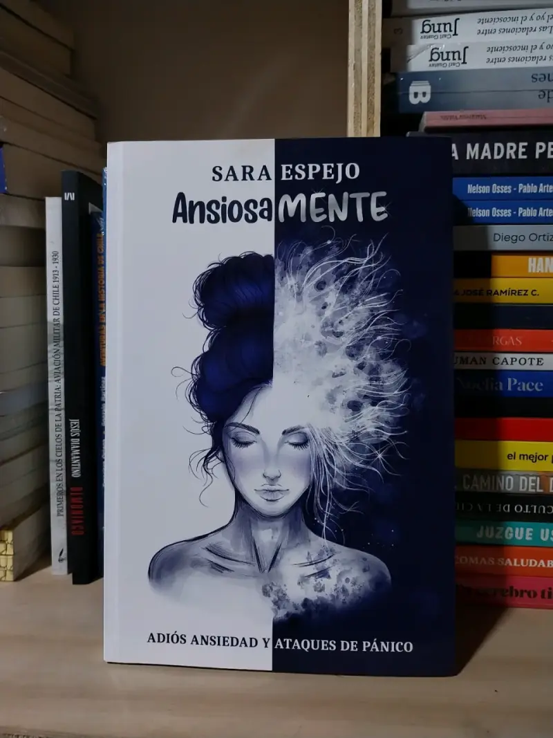 Libro 'Ansiosamente' de Sara Espejo