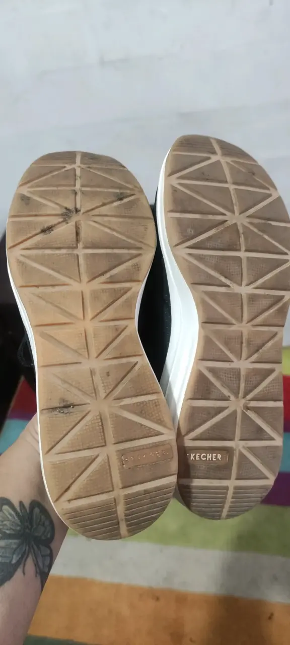 Zapatillas Skechers negras deportivas - 2