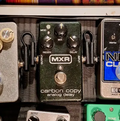 Pedal de efecto MXR Carbon Copy Delay - miniatura 1