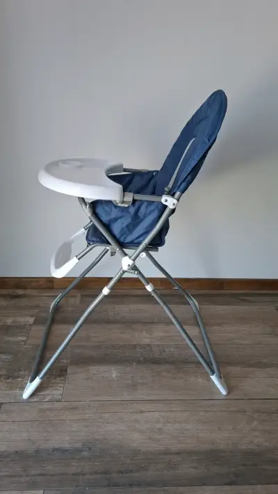 Silla de comer para bebé plegable azul - miniatura 1