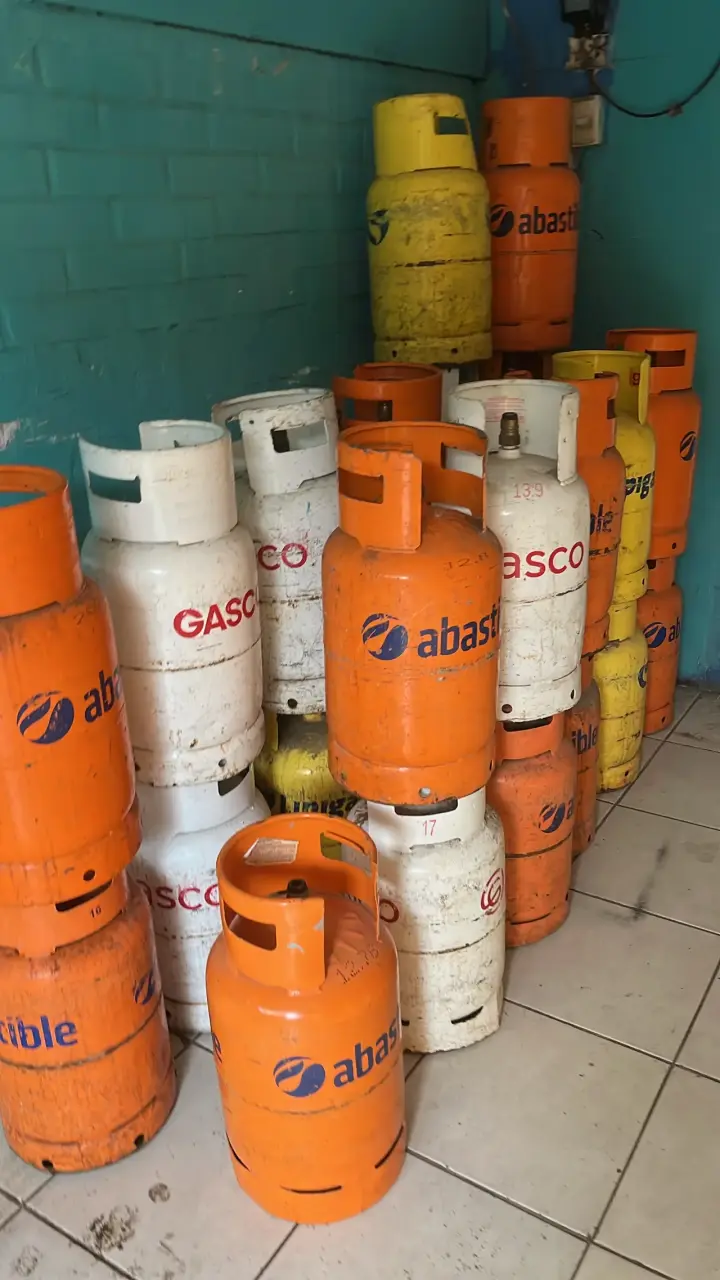 Cilindros de gas Abastible y Gasco usados