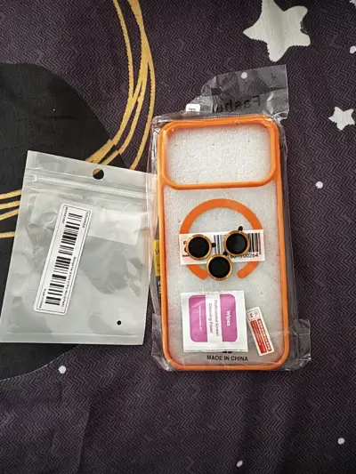 Carcasa protectora para celular con accesorios - miniatura 1