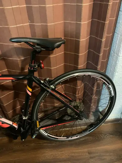 Bicicleta de ruta Totem Active negra y roja - miniatura 5