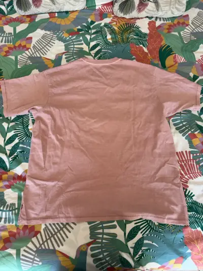 Polera Levi's rosa vintage fit - miniatura 3