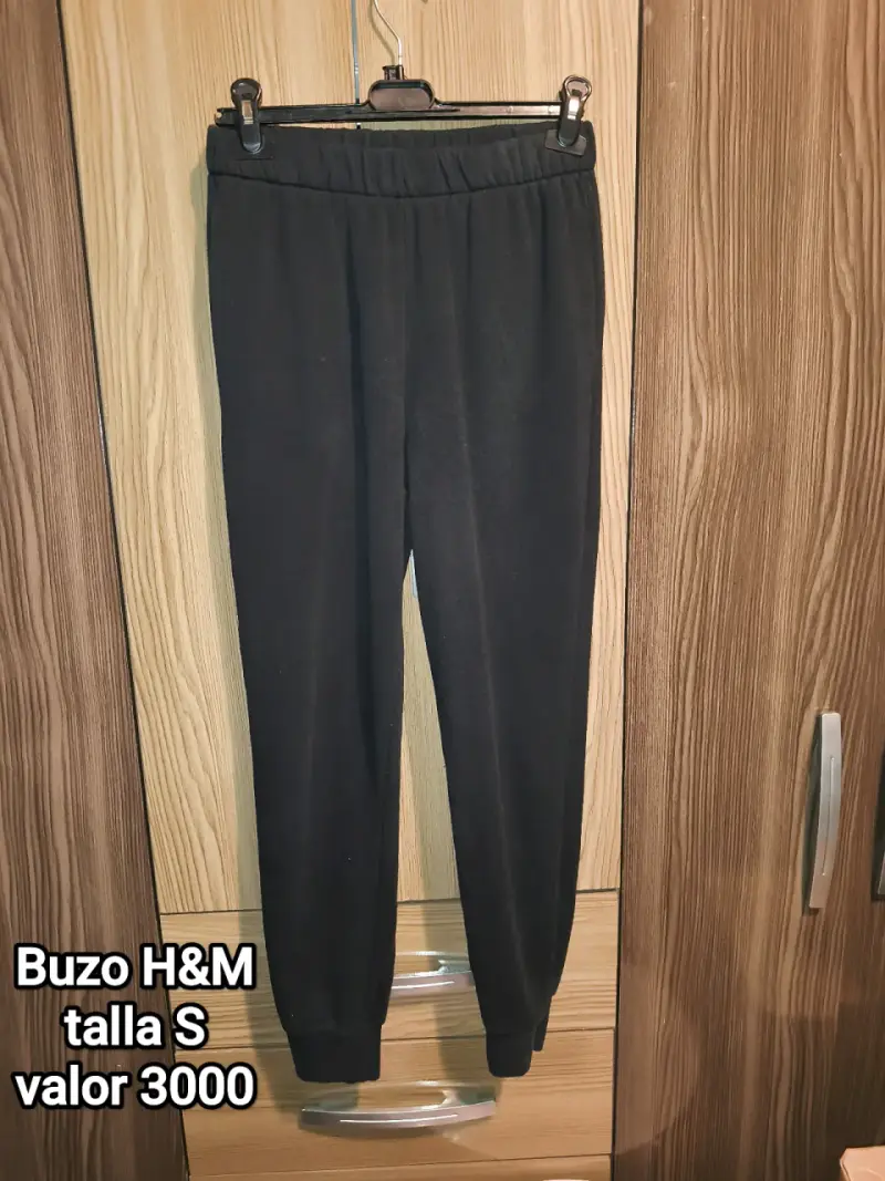 Buzos deportivos - 1