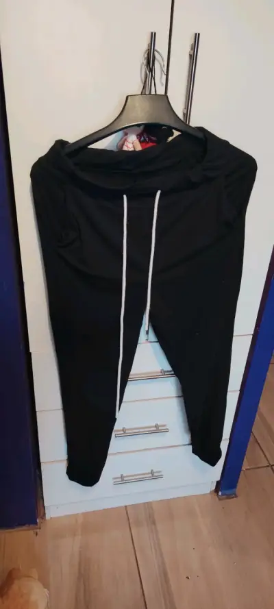 Pantalones deportivos negros unisex - miniatura 1