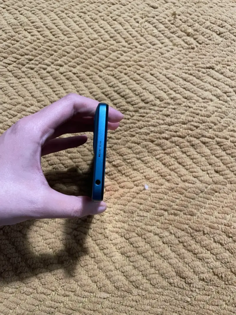Motorola Moto G06 – Como NUEVO (1 semana de uso) - 4