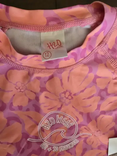 Polera H2O MANGA larga rosa con estampado floral - miniatura 2