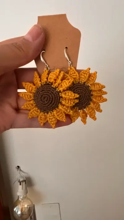 Aros de girasol tejidos a mano - miniatura 1