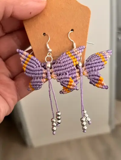 Aros de mariposa tejidos a mano - miniatura 1