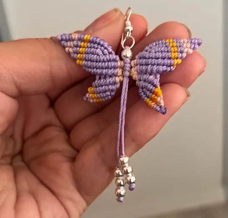 Aros de mariposa tejidos a mano - 2