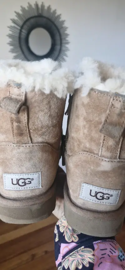 Botas UGG  con forro de lana - miniatura 4