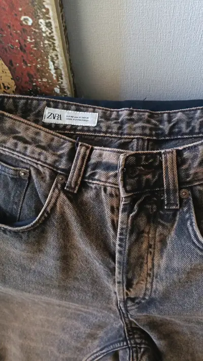 Jeans Zara gris desgastado para hombre - miniatura 2