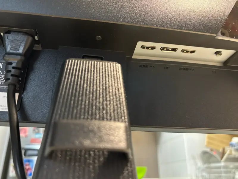 Monitor MALO MSI de 25 pulgadas - 4