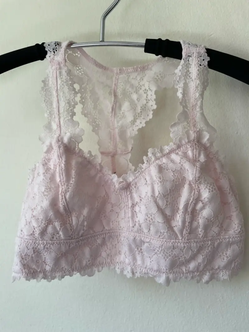 Bralette de encaje rosa claro - 1