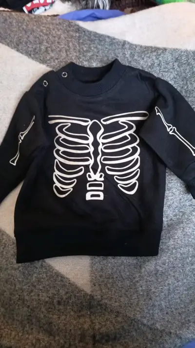 Conjunto infantil esqueleto negro - miniatura 2
