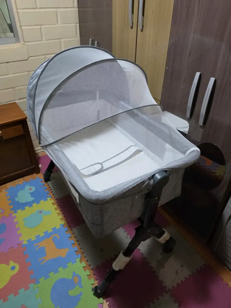 Cuna colecho gris con dosel ajustable - 4