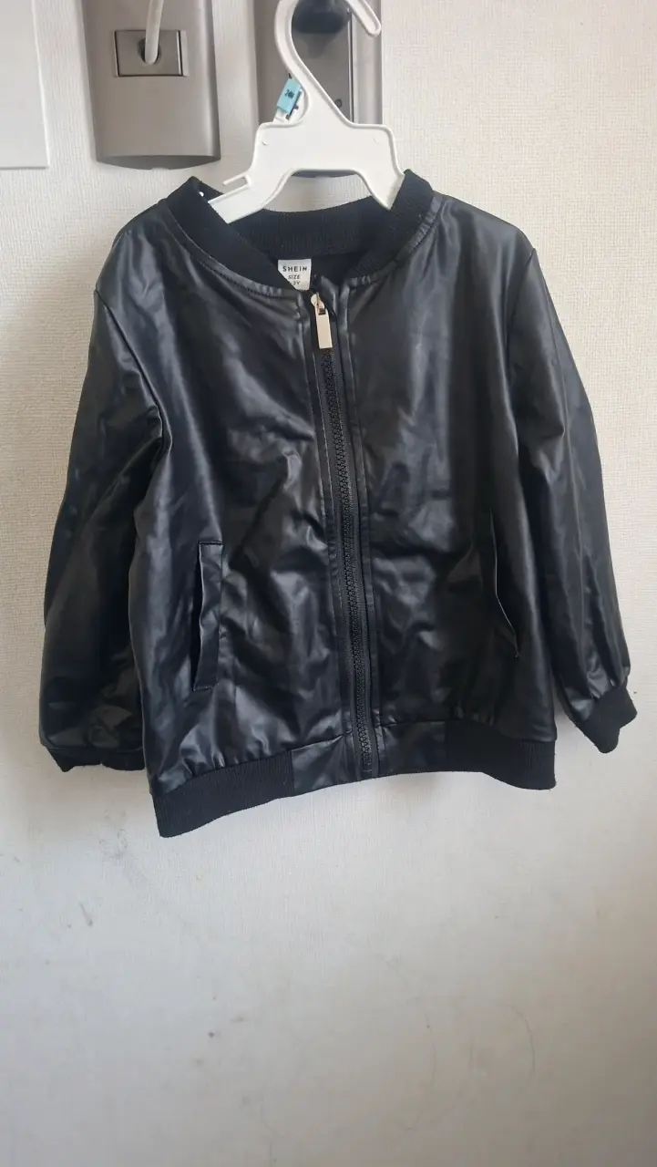 Chaqueta negra de cuero sintético para niños - 1