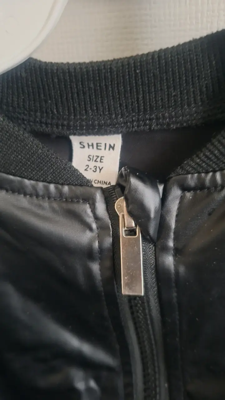 Chaqueta negra de cuero sintético para niños - 2