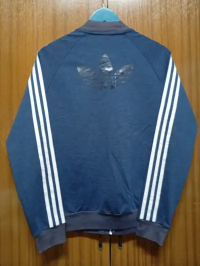 Chaqueta deportiva Adidas azul talla S con rayas - miniatura 4