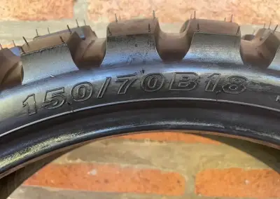 Neumático Moto Marca Kenda 150-70B18 nuevo - miniatura 3