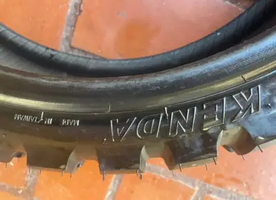 Neumático Moto Marca Kenda 150-70B18 nuevo - miniatura 4