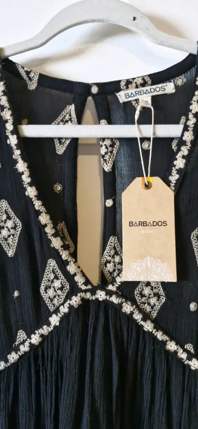 Vestido bohemia negra con estampado Barbados - miniatura 5
