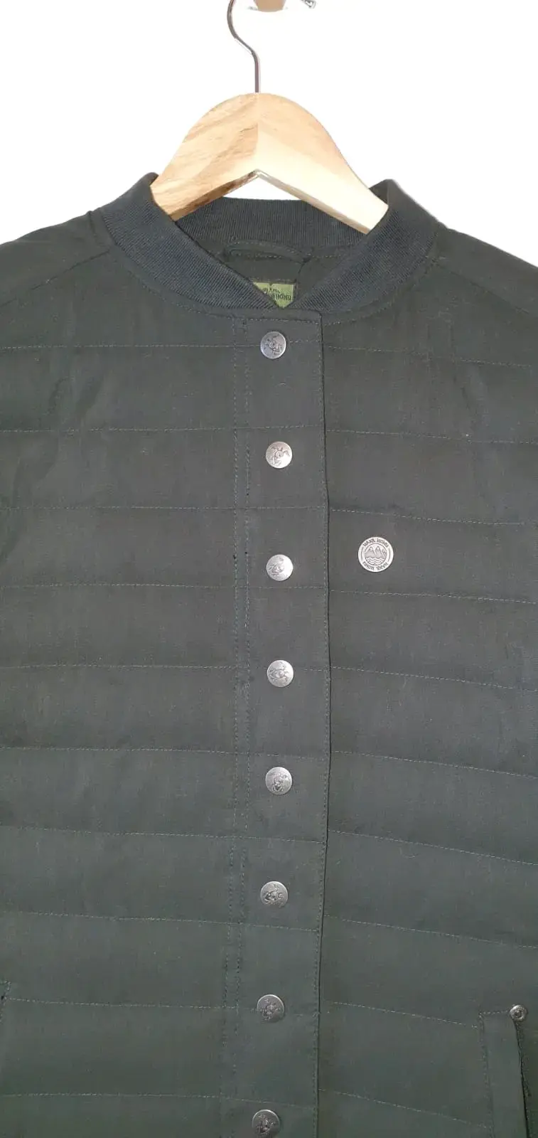 Chaqueta acolchada negra para invierno - 4