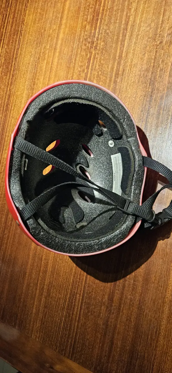 Casco de ciclismo BISCIA. talla L - 2