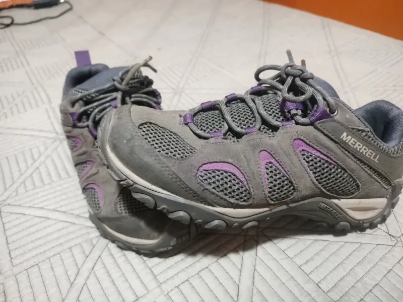 Zapatillas de trekking Merrell gris y morado - 3