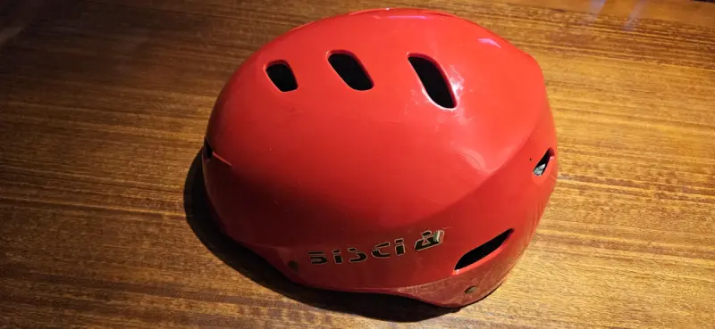 Casco de ciclismo BISCIA. talla L - 3