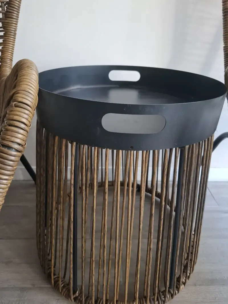 Juego de sillas de mimbre con cojines - 4