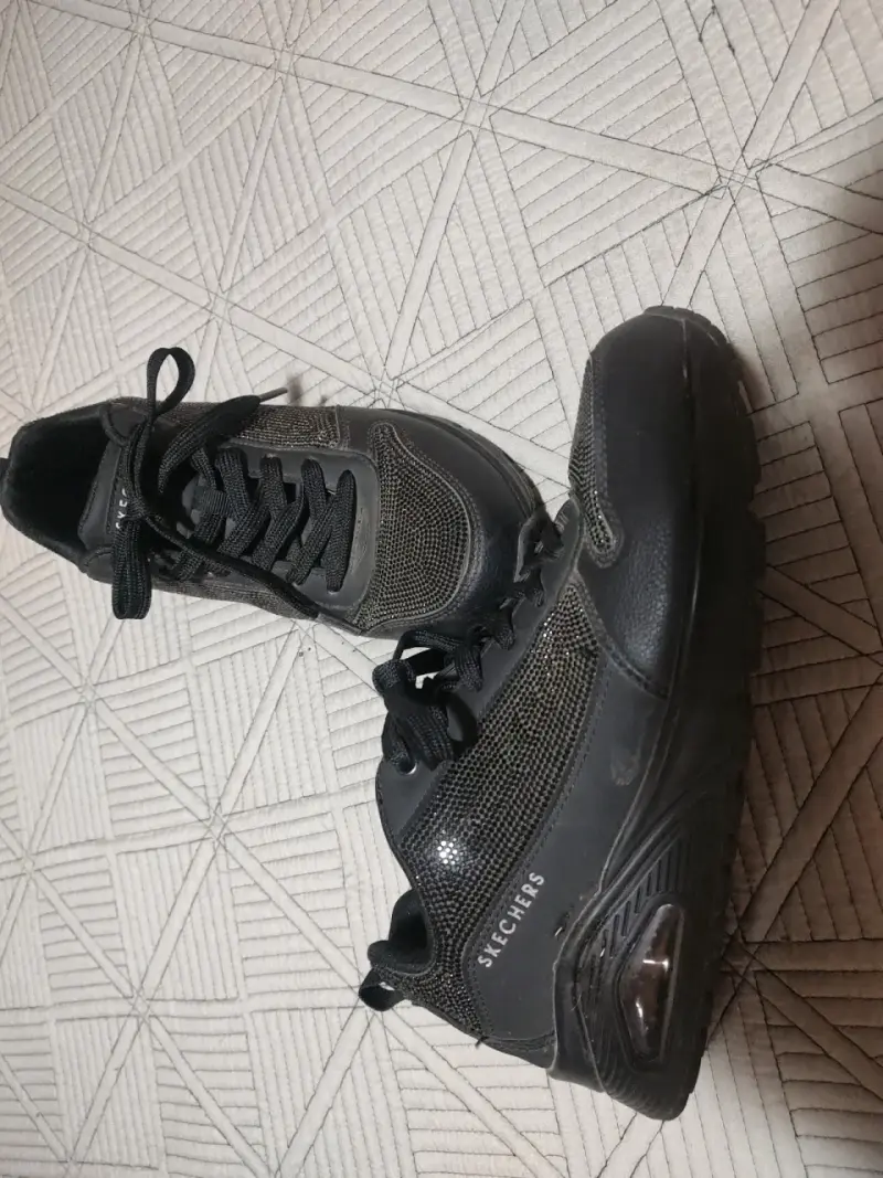 Zapatillas Skechers negras deportivas - 2